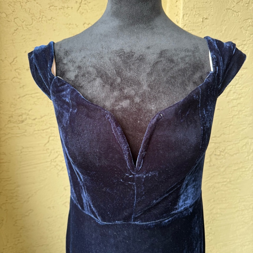 City Vibe Juniors Blue Velvet High Slit Gown Dress 11 - Picture 4 of 15